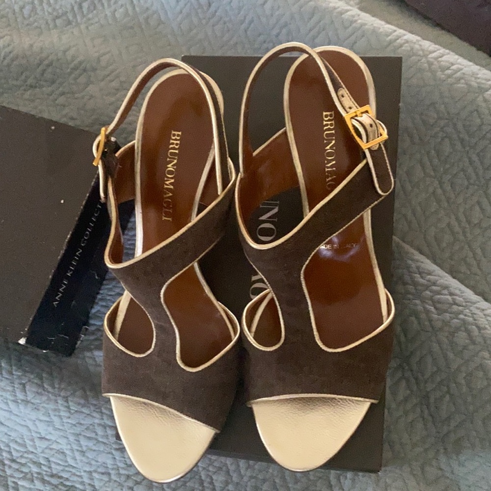 Brown canvas Brunomagli heels with gold accent.